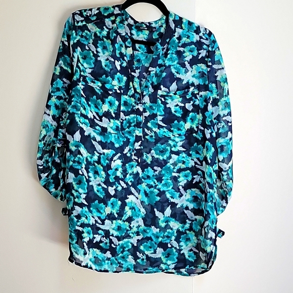 Apt. 9 Tops - 3️⃣/💰1️⃣0️⃣FLOWY TEAL/NAVY FLOWERED WATERCOLOR PRINT BLOUSE APT.9